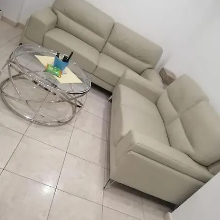 Touristic 2 Bedrooms Near Beach Center 아파트 *